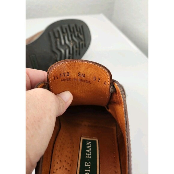 Vintage Cole Haan men\'s brown suede oxfords 14170  Size 9M Made In Brazil Used